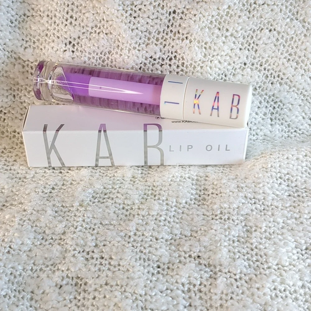 KAB Lip Oil in Juicy Melon, 6g/0.2fl oz